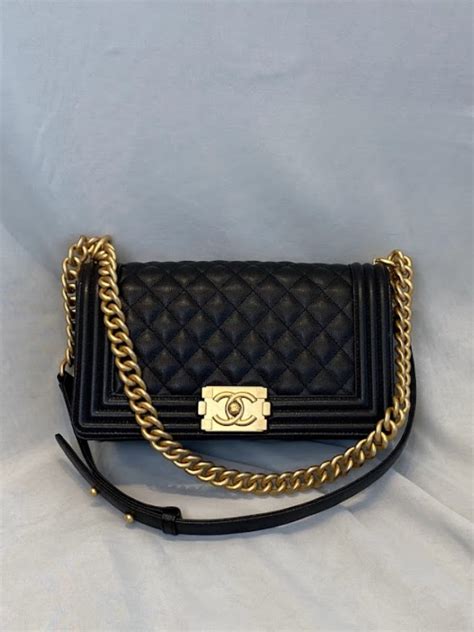 chanel boy gold hardware tarnish